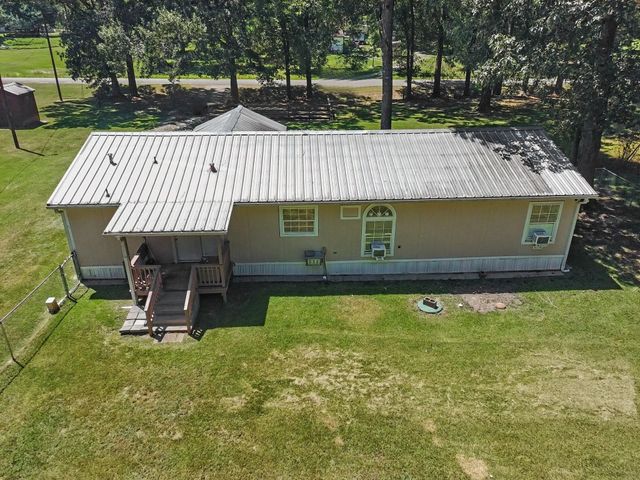 1104 County Road 650, Dayton, TX 77535