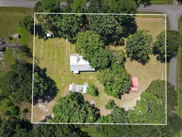 1104 County Road 650, Dayton, TX 77535