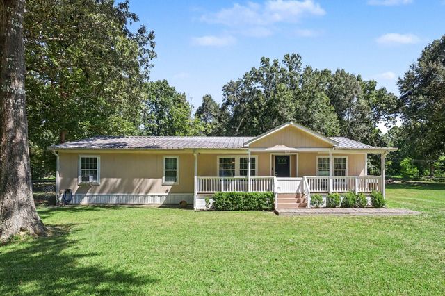 1104 County Road 650, Dayton, TX 77535