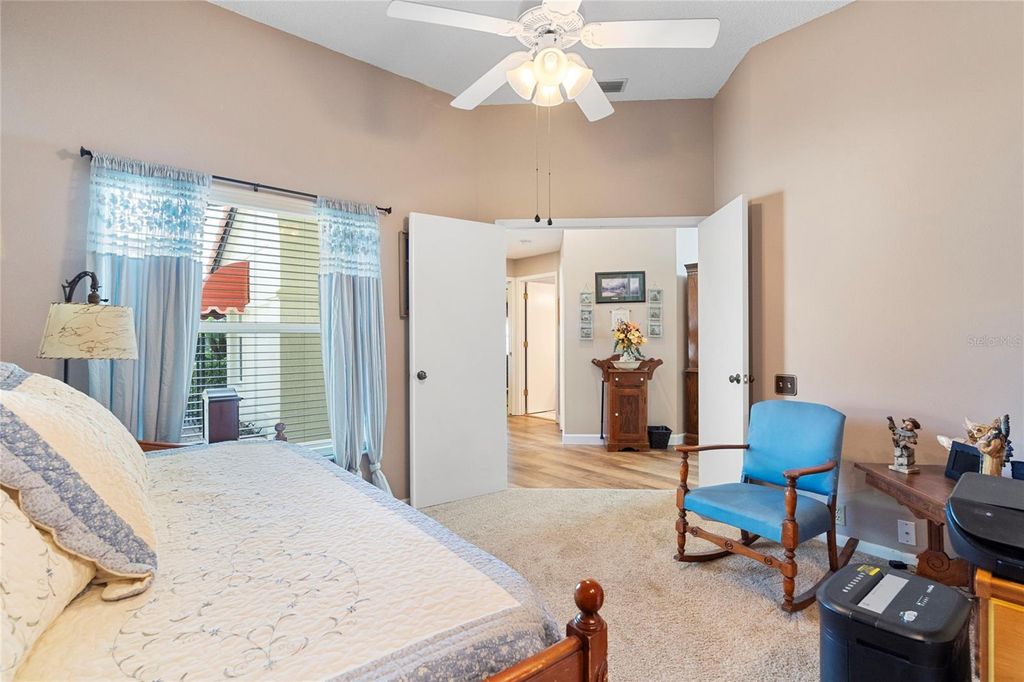 Image 35 of property listing at 4966 CLUBVIEW COURT E, Bradenton, FL 34203