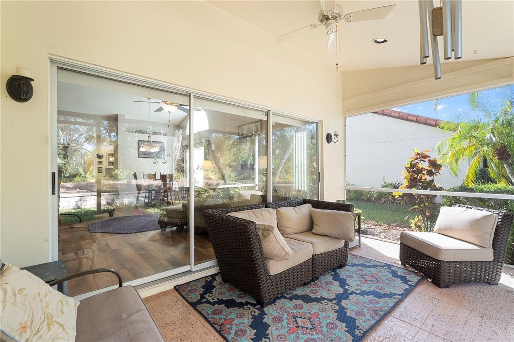 Image 39 of property listing at 4966 CLUBVIEW COURT E, Bradenton, FL 34203