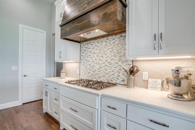 7730 Barber Ranch Road, Fort Worth, TX 76126