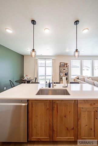 1098 Ashlyn Wy, Rigby, ID 83442