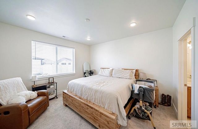 1098 Ashlyn Wy, Rigby, ID 83442