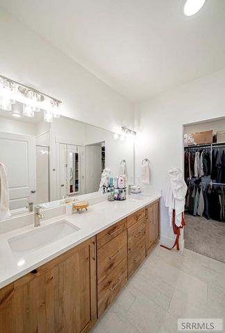 1098 Ashlyn Wy, Rigby, ID 83442