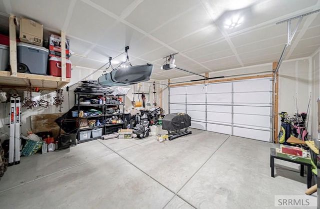 1098 Ashlyn Wy, Rigby, ID 83442