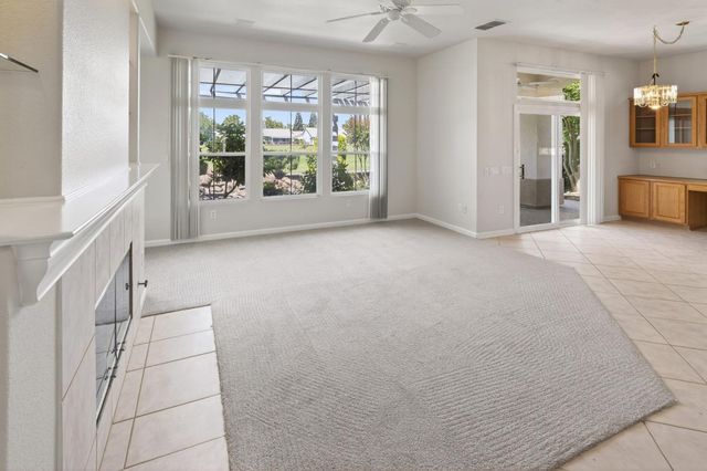 7817 Rosestone Ln, Roseville, CA 95747