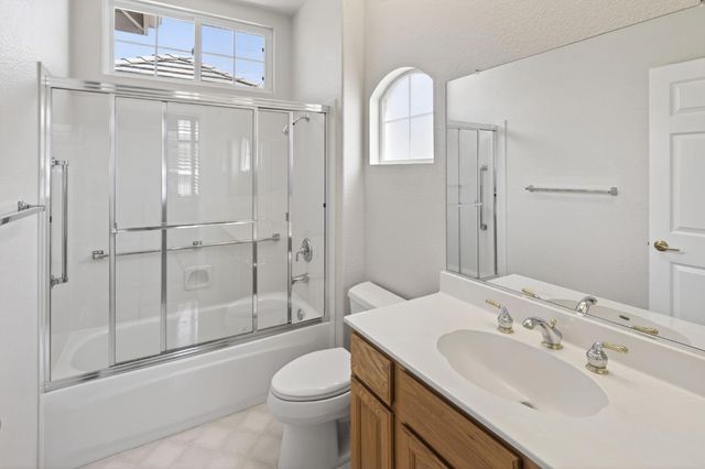 7817 Rosestone Ln, Roseville, CA 95747