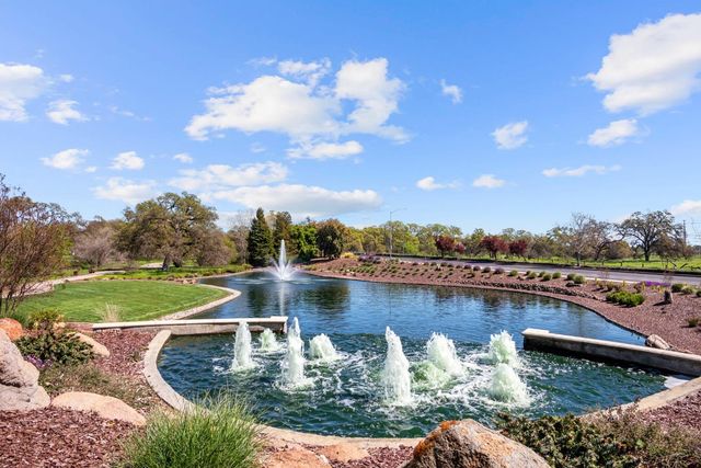 7817 Rosestone Ln, Roseville, CA 95747