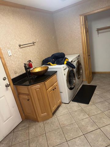 2058 149th Avenue NW, Andover, MN 55304