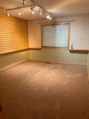 2058 149th Avenue NW, Andover, MN 55304