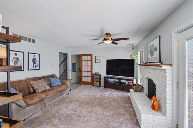 3605 Riverview Road, Lawrence, KS 66049