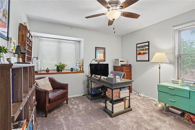 3605 Riverview Road, Lawrence, KS 66049