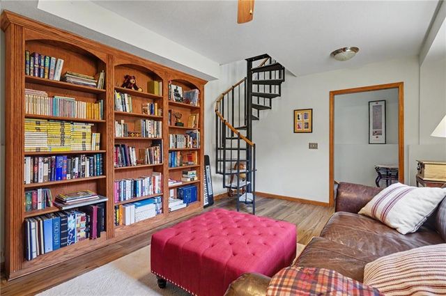 3605 Riverview Road, Lawrence, KS 66049