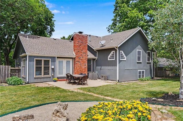 3605 Riverview Road, Lawrence, KS 66049