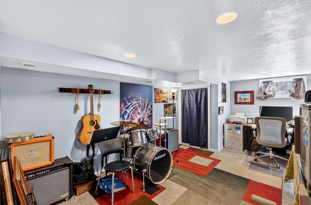2811 N Crestline St, Spokane, WA 99207