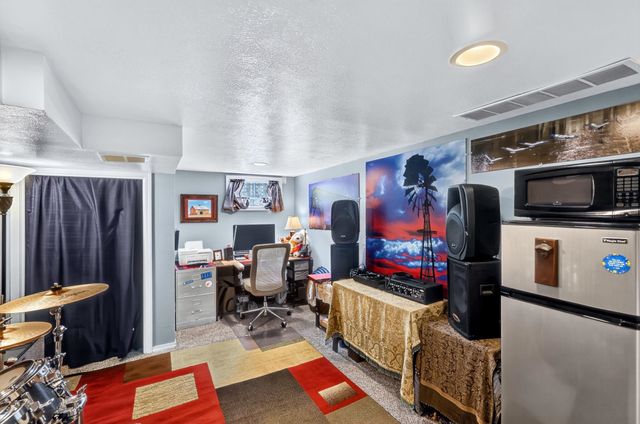 2811 N Crestline St, Spokane, WA 99207