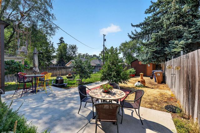 2811 N Crestline St, Spokane, WA 99207