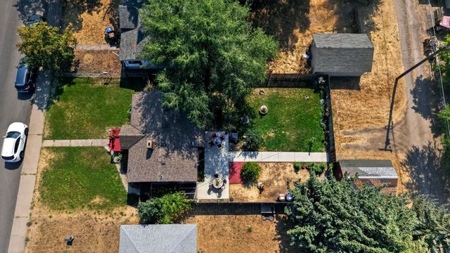 2811 N Crestline St, Spokane, WA 99207