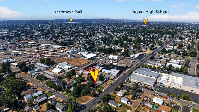 2811 N Crestline St, Spokane, WA 99207