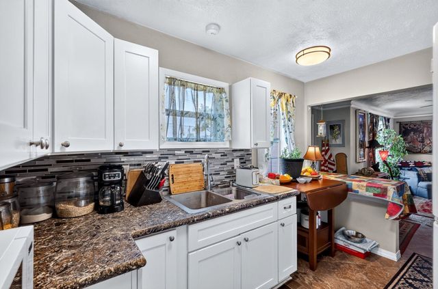 2811 N Crestline St, Spokane, WA 99207