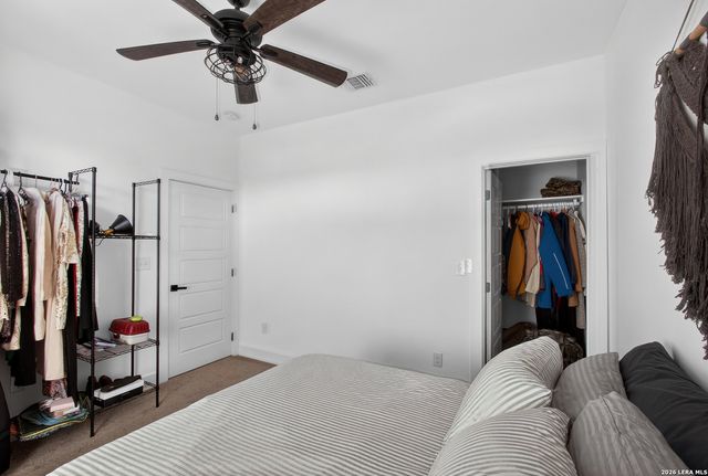 1111 N Palmetto, San Antonio, TX 78202