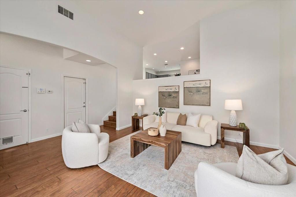 Image 5 of property listing at 2825 Lavender Terrace, San Jose, CA 95111