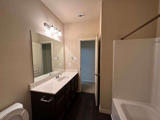 7420 Rose Crest Boulevard, Forest Hill, TX 76140