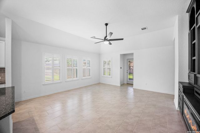 3200 Falconhead, New Braunfels, TX 78130
