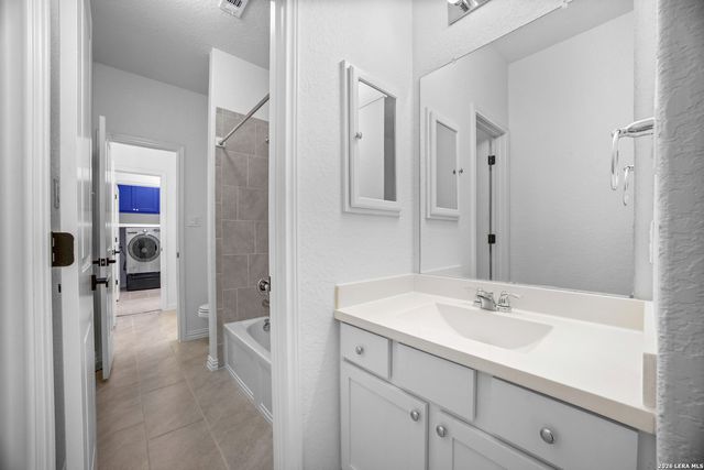 3200 Falconhead, New Braunfels, TX 78130