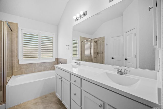 3200 Falconhead, New Braunfels, TX 78130
