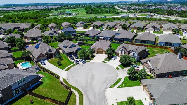 3200 Falconhead, New Braunfels, TX 78130