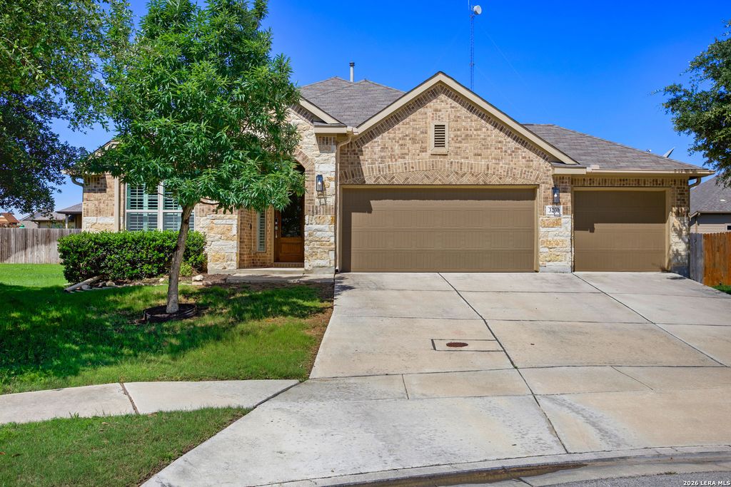3200 Falconhead, New Braunfels, TX 78130