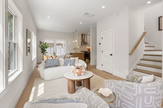326 Lowell Street 4, Somerville, MA 02145