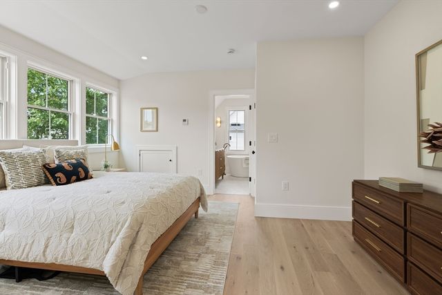 326 Lowell Street 4, Somerville, MA 02145