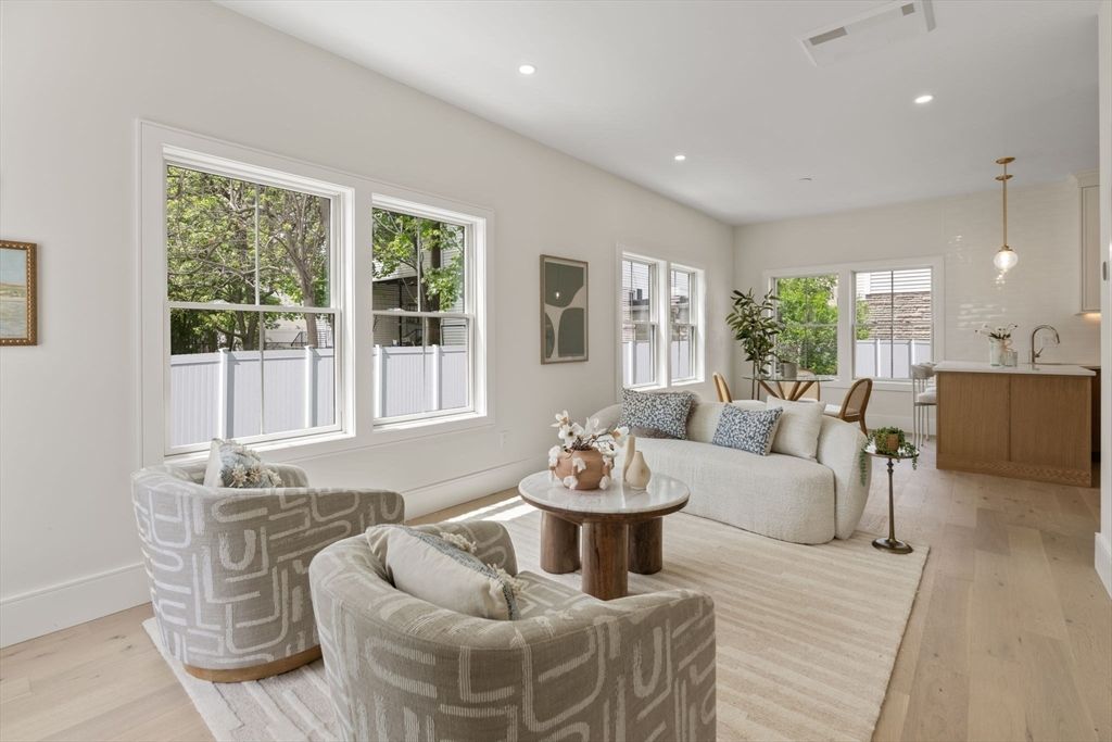 326 Lowell Street 4, Somerville, MA 02145