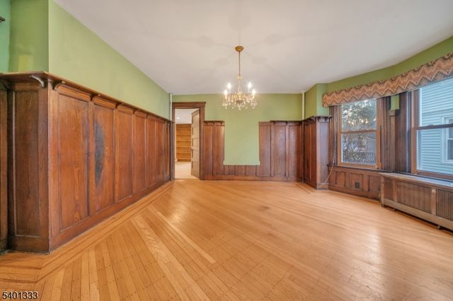 16 Hanford Pl, Caldwell Boro Twp., NJ 07006