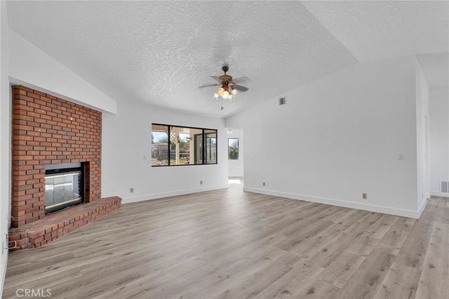 13027 Quapaw, Apple Valley, CA 92308