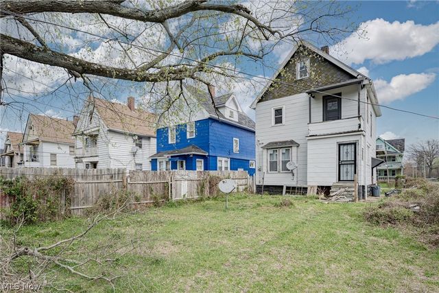 1484 E 135th Street, East Cleveland, OH 44112