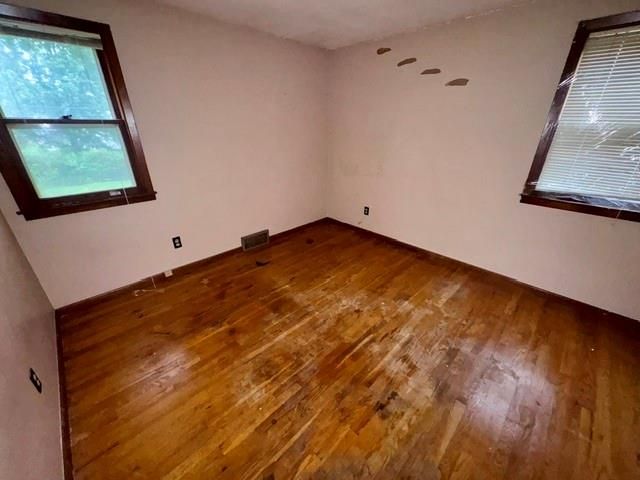 16900 E Ellison Way, Independence, MO 64055