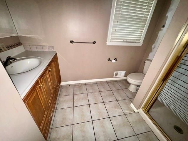 16900 E Ellison Way, Independence, MO 64055