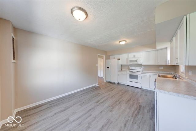 3226 Auburn Road, Indianapolis, IN 46224
