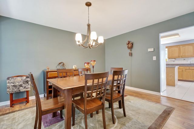 786 Applewood Court, Jackson, NJ 08527