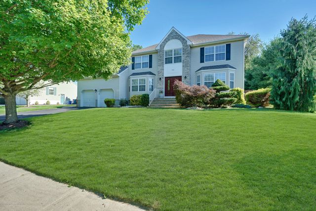 786 Applewood Court, Jackson, NJ 08527