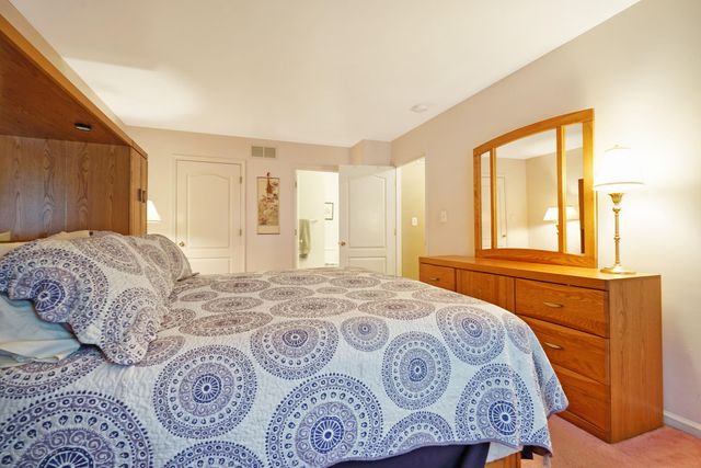 786 Applewood Court, Jackson, NJ 08527