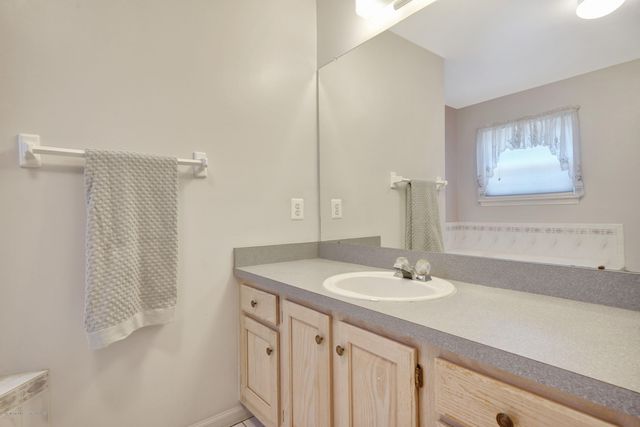 786 Applewood Court, Jackson, NJ 08527