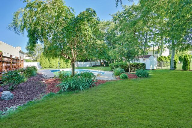 786 Applewood Court, Jackson, NJ 08527