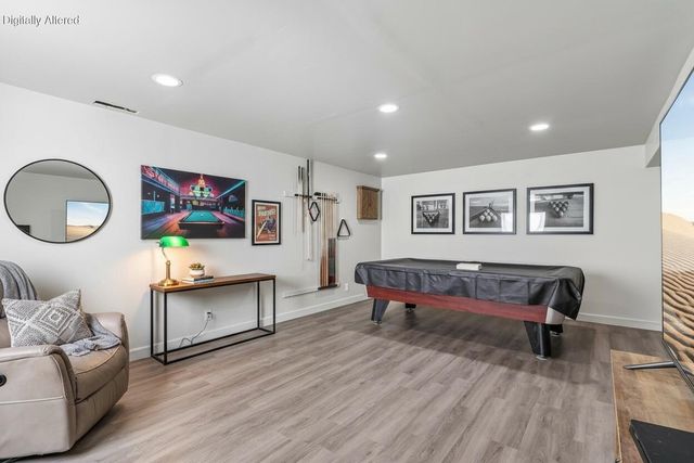 1511 E Longneedle LANE, Elkhorn, WI 53121