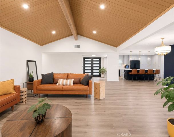 5602 Sycamore, Rialto, CA 92377