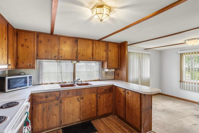 1100 W 10TH STREET, Kaukauna, WI 54130